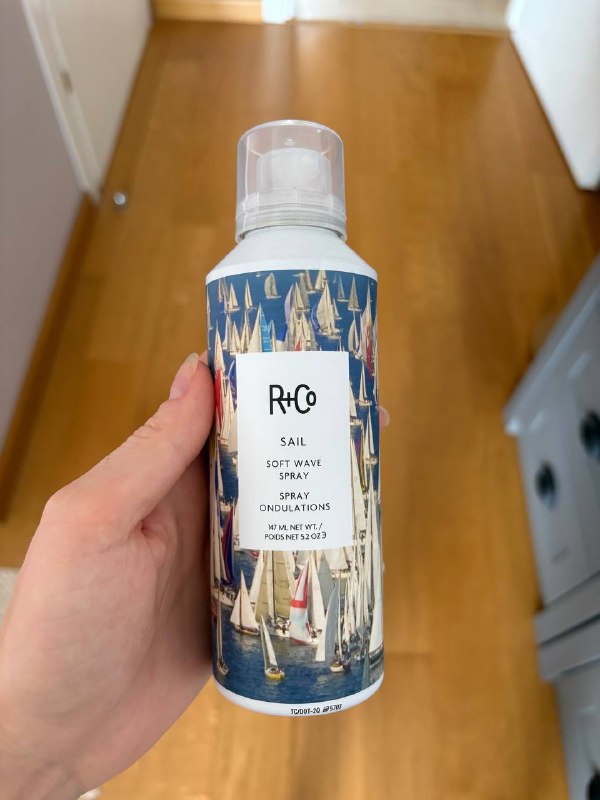 R+CO Sail Soft Wave спрей для укладки волос 4