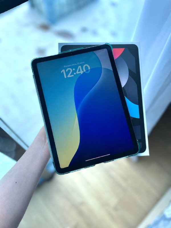 iPhone 14, Apple Pencil Pro, iPad Air 4, Nintendo Switch 5