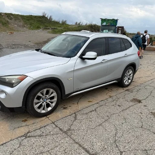 BMW X1, 2012 год, 200 тыс. км, максимальная комплектация