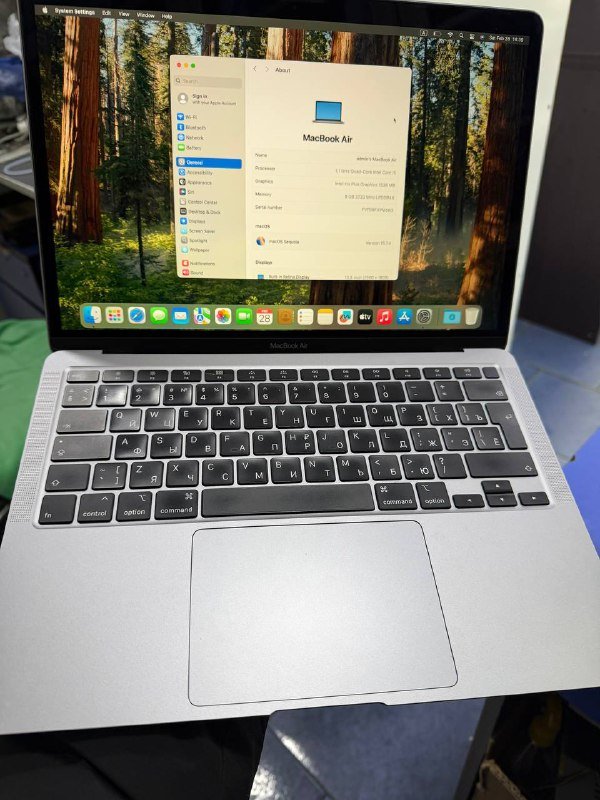 MacBook Air model a2170