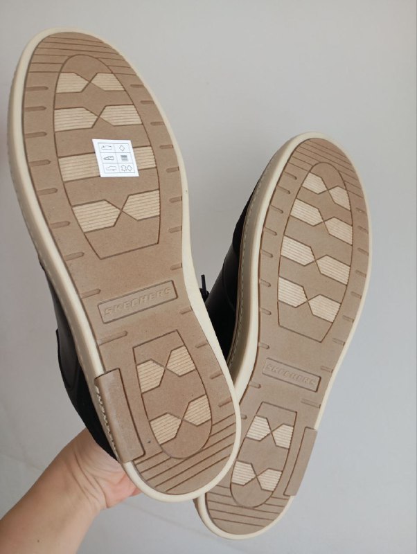 Новые Skechers 45 размер 3