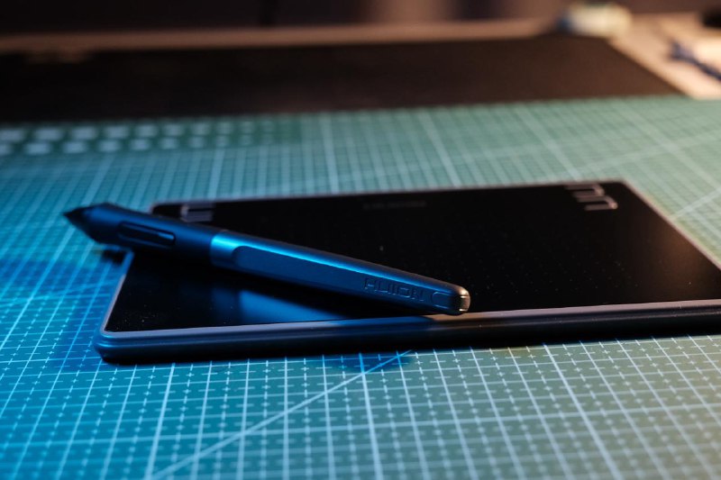 Графический планшет Huion H430P, стилус, кабель microUSB 2