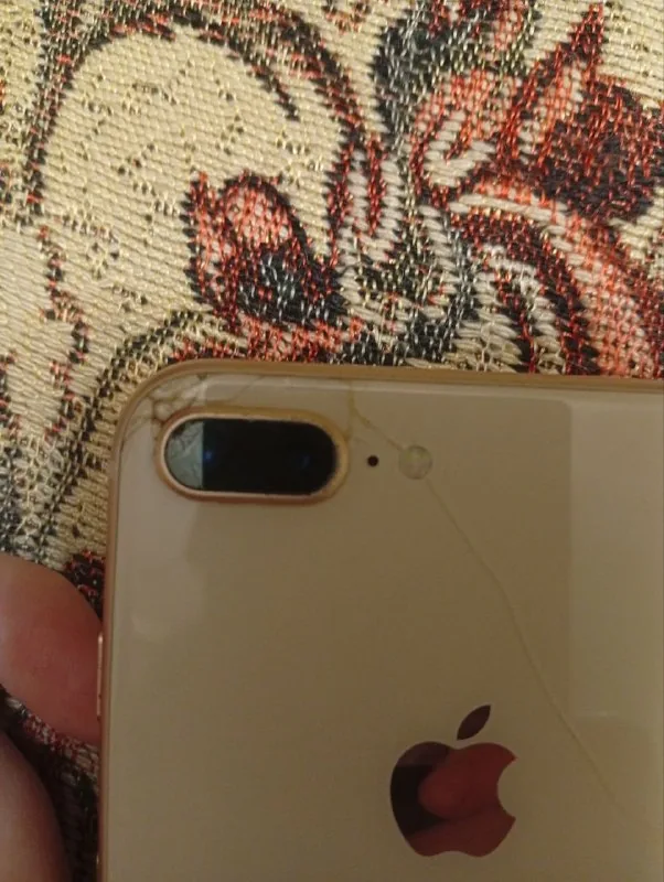 iPhone 8 Plus 64 GB 1