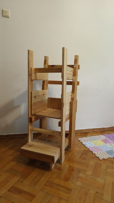 Самодельная детская башня помощница со съемной панелью 3