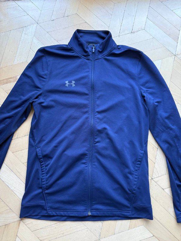 Спортивная кофта Under Armour размер S–M