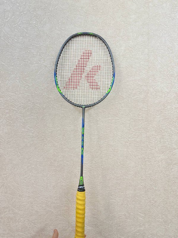 Ракетка для бадминтона 2