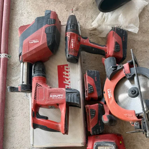 Комплект HILTI, пылесос