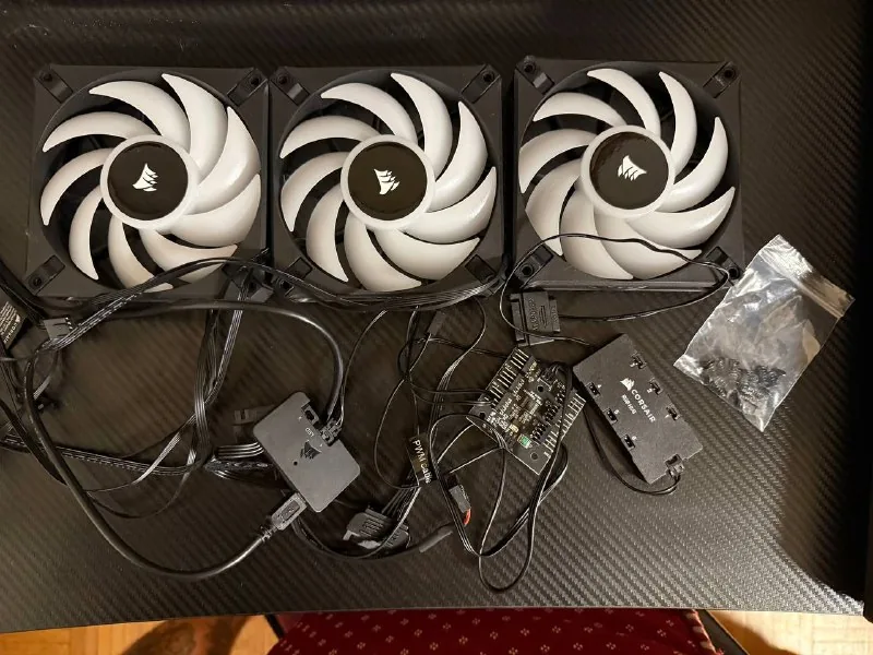 Кулеры Corsair AF120 RGB Elite 3 шт 1