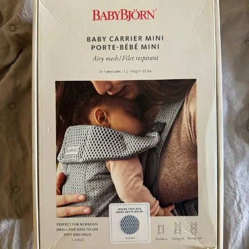 BabyBjörn Baby Carrier Mini