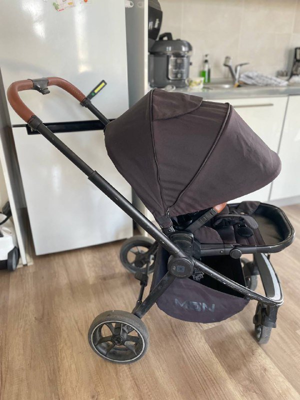 Складная детская коляска с аксессуарами 2
