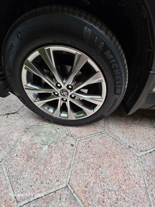 Toyota RAV4 2017 Hybrid Limited 10