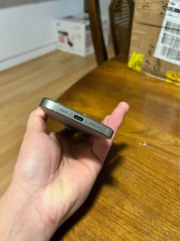 Iphone 15 Pro, Airpods 4 поколения