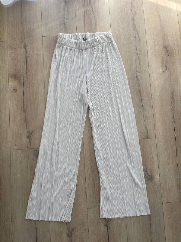 Gucci очки, зеркало, блоки для растяжки, одежда, кеды 6