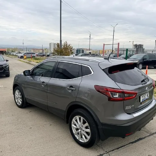 Nissan Rogue 2021