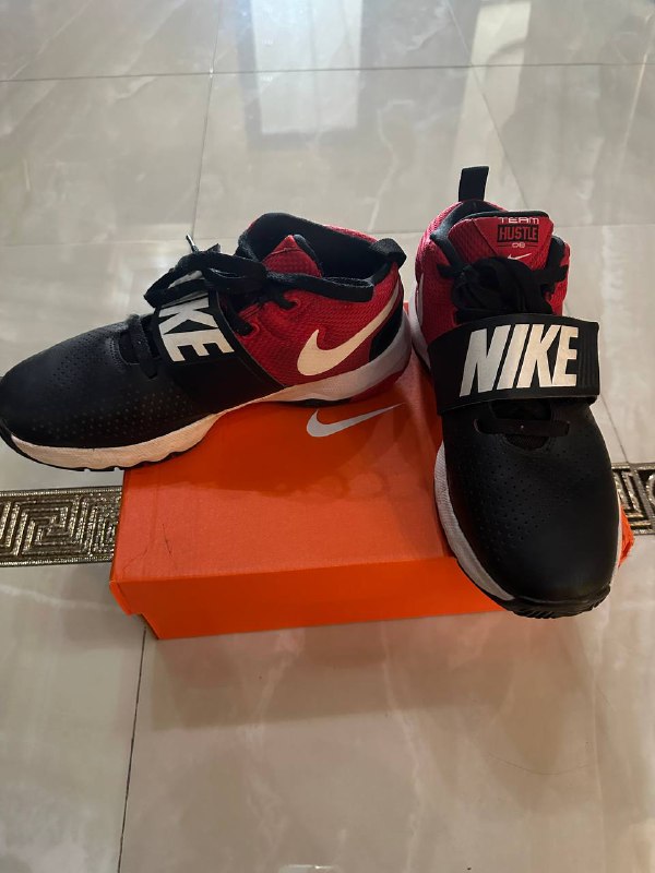 Завышенные кеды Nike размер 38,5