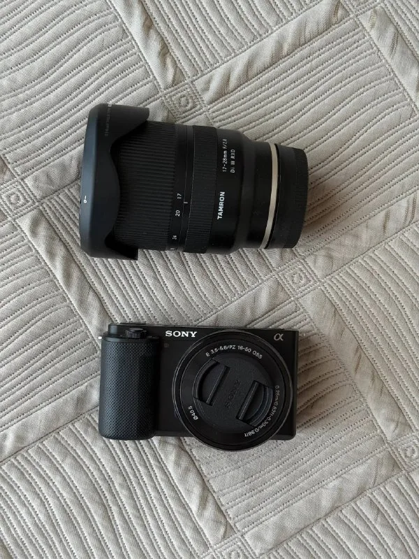 Sony ZV-E10, объектив Tamron 17-28 1
