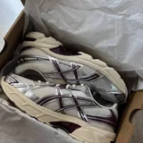 Кроссовки ASICS 2