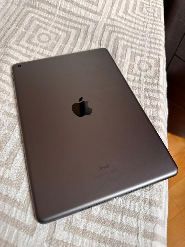 Apple iPad 8-го поколения 32 ГБ Wi-Fi 2