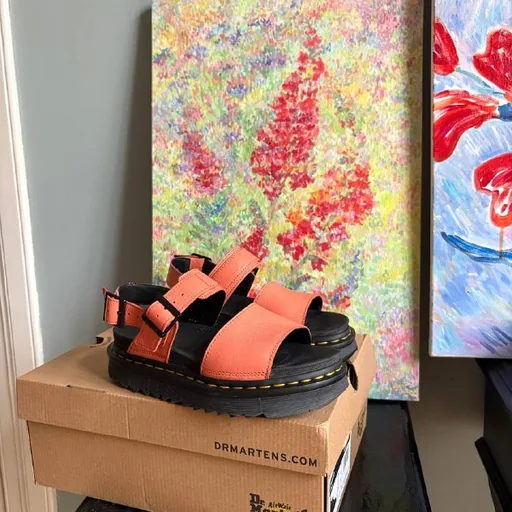Сандалии Dr Martens