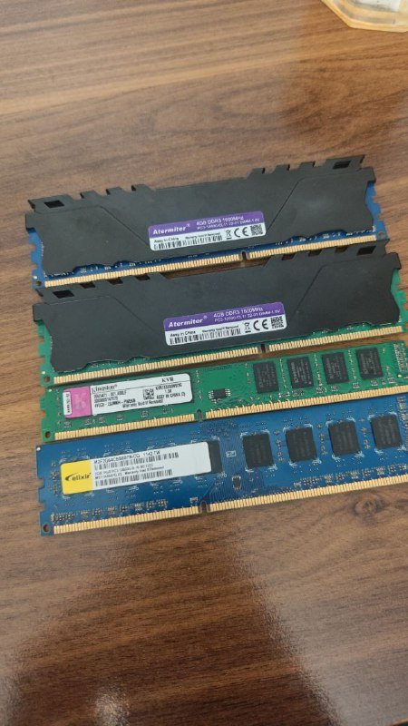 4 RAM модуля DDR3 4GB PC3-12800 и DDR3 2GB PC3-10600