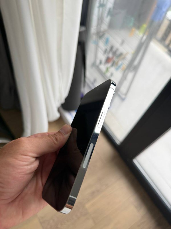 iPhone 14pro 256GB 7