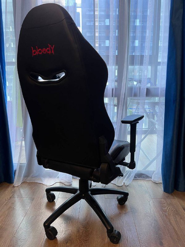 Игровой ПК, монитор, мышь, клавиатура, наушники, кресло 6