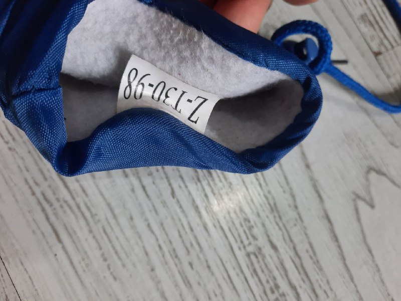 Кроссовки New balance, Ботинки ecco, Zara тапочки, Резиновые сапоги 8