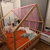 Деревянная кровать с ламелями и бортиками 1