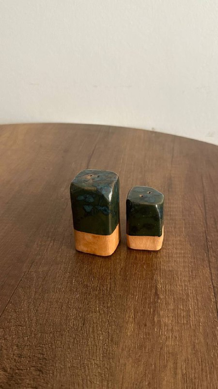 бамбуковый поднос, хрустальная люстра, солонка и перечница, настенная подвеска, ночник, рамки 3