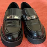 Женские лоферы DKNY на платформе 3