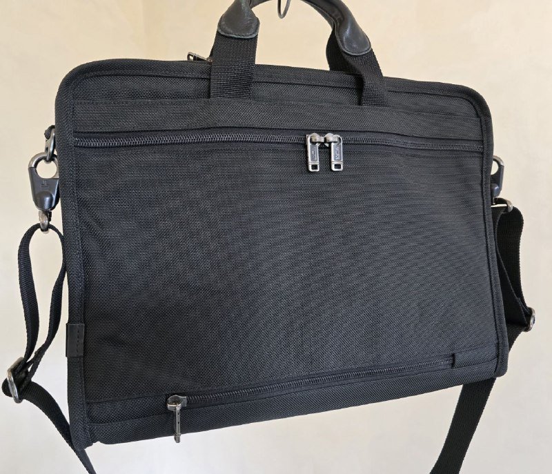 Сумка для ноутбука TUMI 2