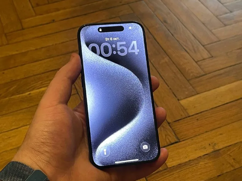 iPhone 15 Pro 128GB 1