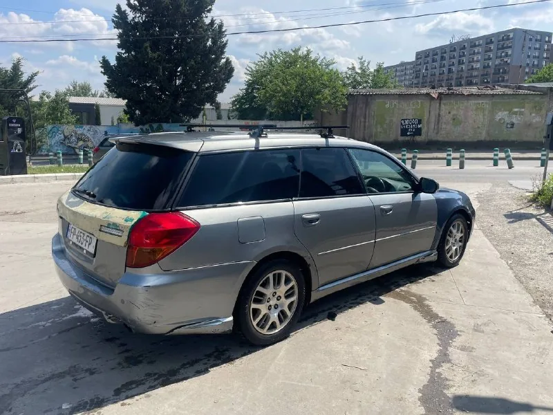 Subaru Legacy 2005 1
