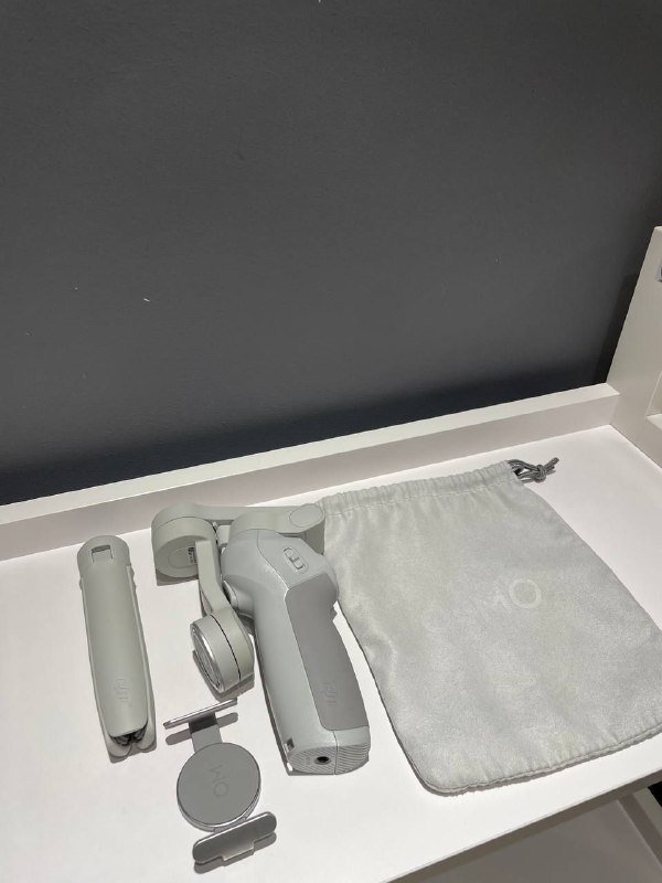 Стабилизатор для съемки DJI Osmo 4