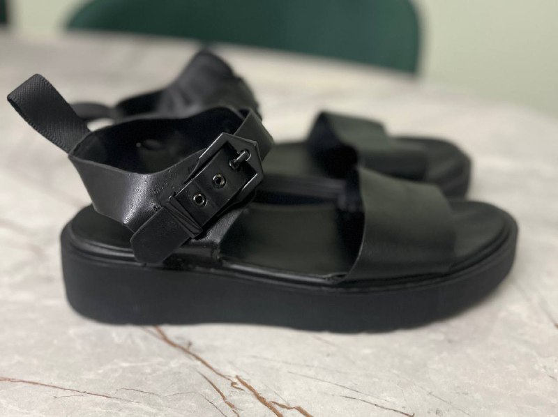 Босоножки Bata размер 38 2