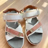 Женские ботинки, сандалии, кроссовки, сумка 3