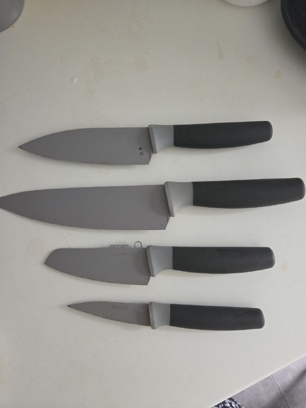 Набор ножей Berghoff Leo