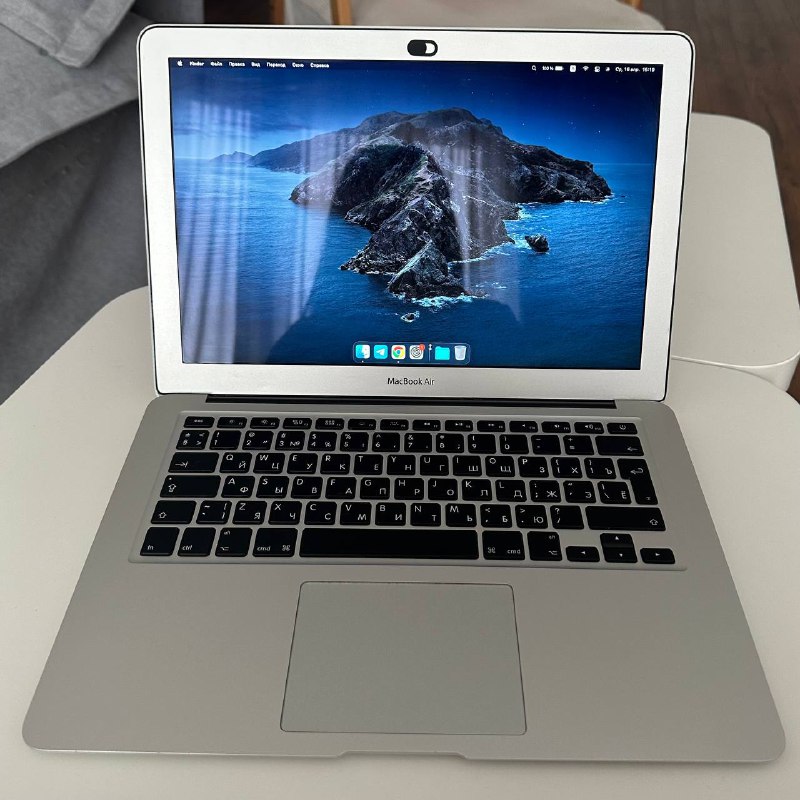 MacBook Air 13” (2016) в хорошем состоянии