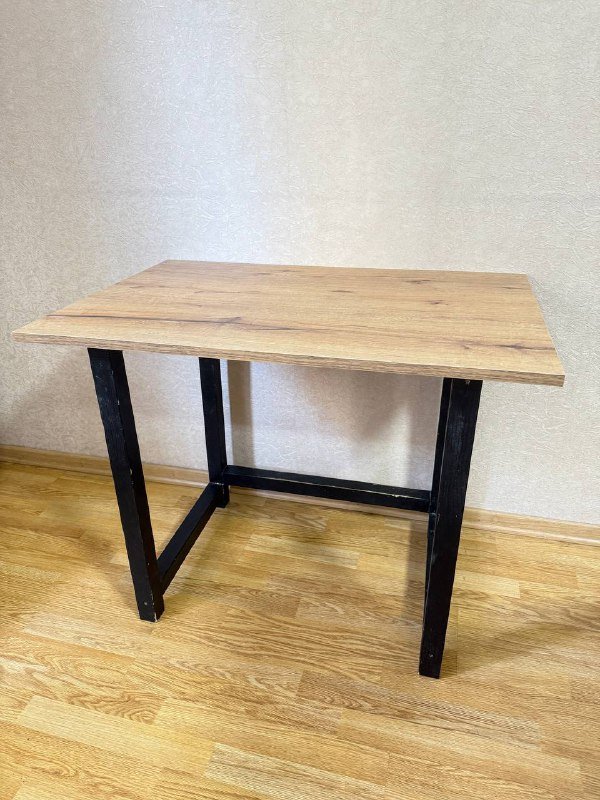 Б/у стол 90x60x70 массив и лдсп