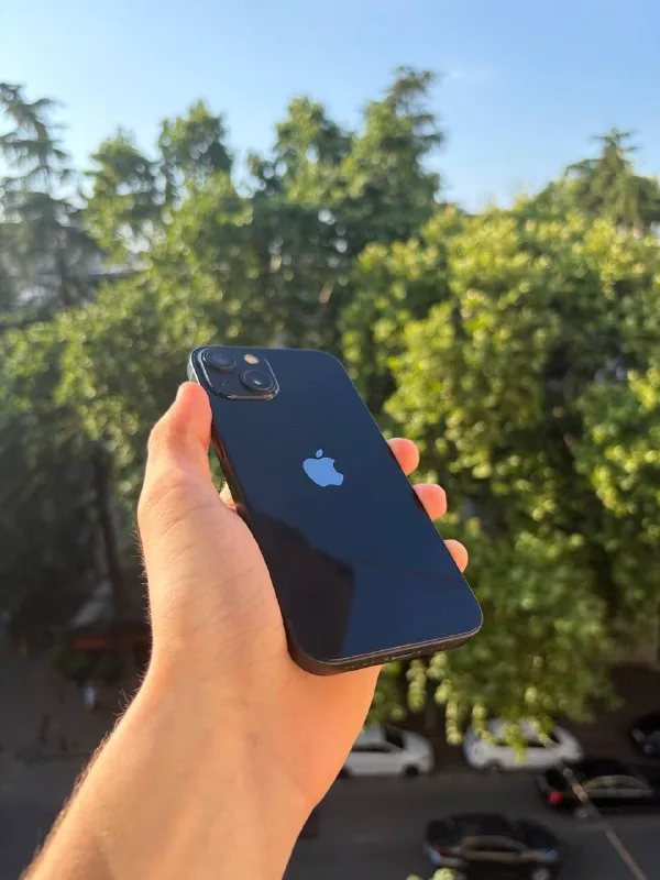 iPhone 13, 128 GB 1