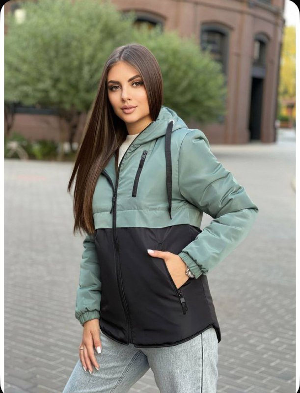 Женская куртка демисезонная XS