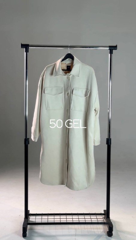 брюки Zara, пальто Defacto, брюки Shein, рюкзак Waikiki, сапоги лаковые Bershka, браслет Mi Band, мусс Ollin, войлочные корзины 7