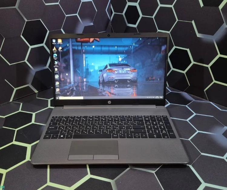 Ноутбук HP 255 G7 1