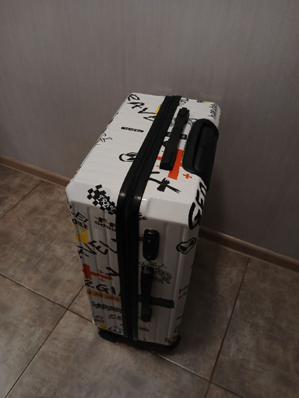 Новый чемодан 60 cm 24 inch 3
