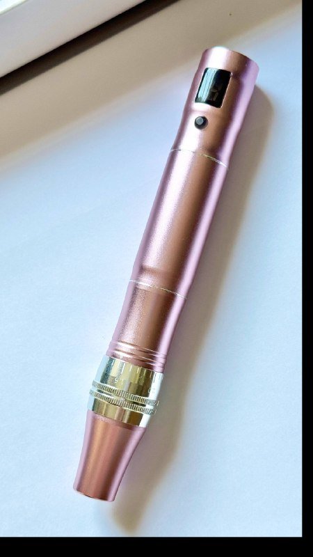 Электрический мезороллер с насадками для ухода за кожей