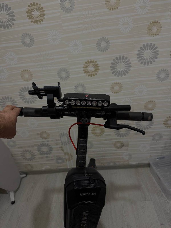 Электросамокат NEWBOLER