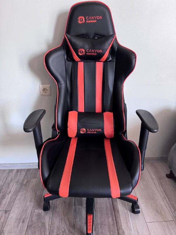 Игровое кресло Canyon Gaming