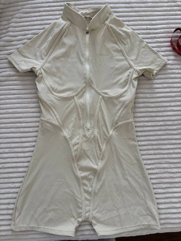 Комбинезон и лосины размер С 3