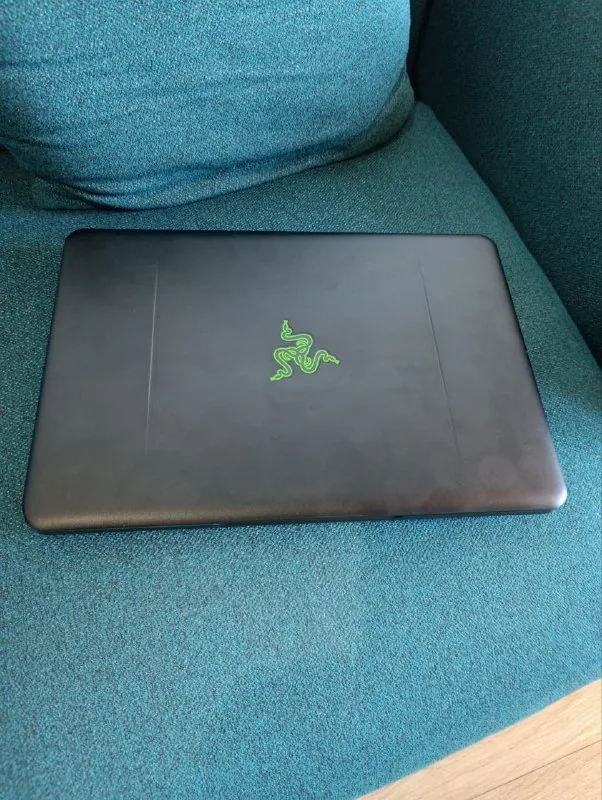 Razer Blade 14 Touchscreen 1