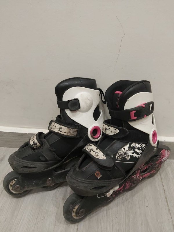 Розовые ролики, зелёные ролики, шлем, обувь три пары бесплатно 7